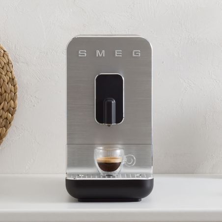 Machine à café Smeg - cafetiere Smeg - cafetiere broyeur retro
