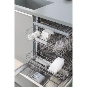 Lave-vaisselle BERTAZZONI intégrable 60 cm avec porte à ouverture automatique
