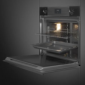 Four 60cm SMEG Linéa Noir 70L Chaleur brassée 6 fonctions SF6100VB3