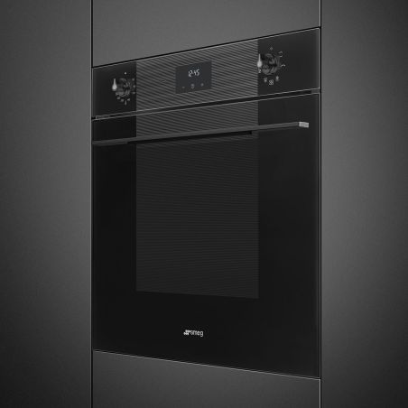 Four 60cm SMEG Linéa Noir 70L Chaleur brassée 6 fonctions SF6100VB3