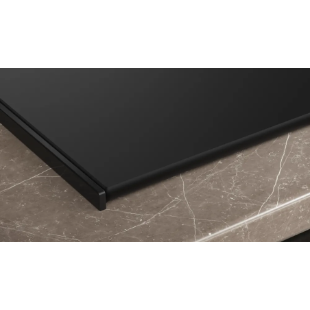 Table induction SIEMENS iQ700 avec hotte intégrée 80 cm Noir EX87BNX68E