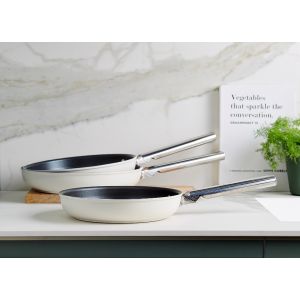 Pôele SMEG 24cm anti-adhésive FPF2402