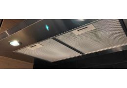 3 Astuces pour faire briller votre hotte en inox