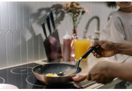 Comment entretenir une plaque à induction ?