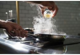 Comment nettoyer une cuisinière en vitrocéramique ?